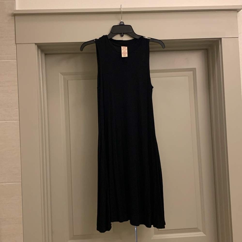 Size Small (4-6) Black cotton swing dress